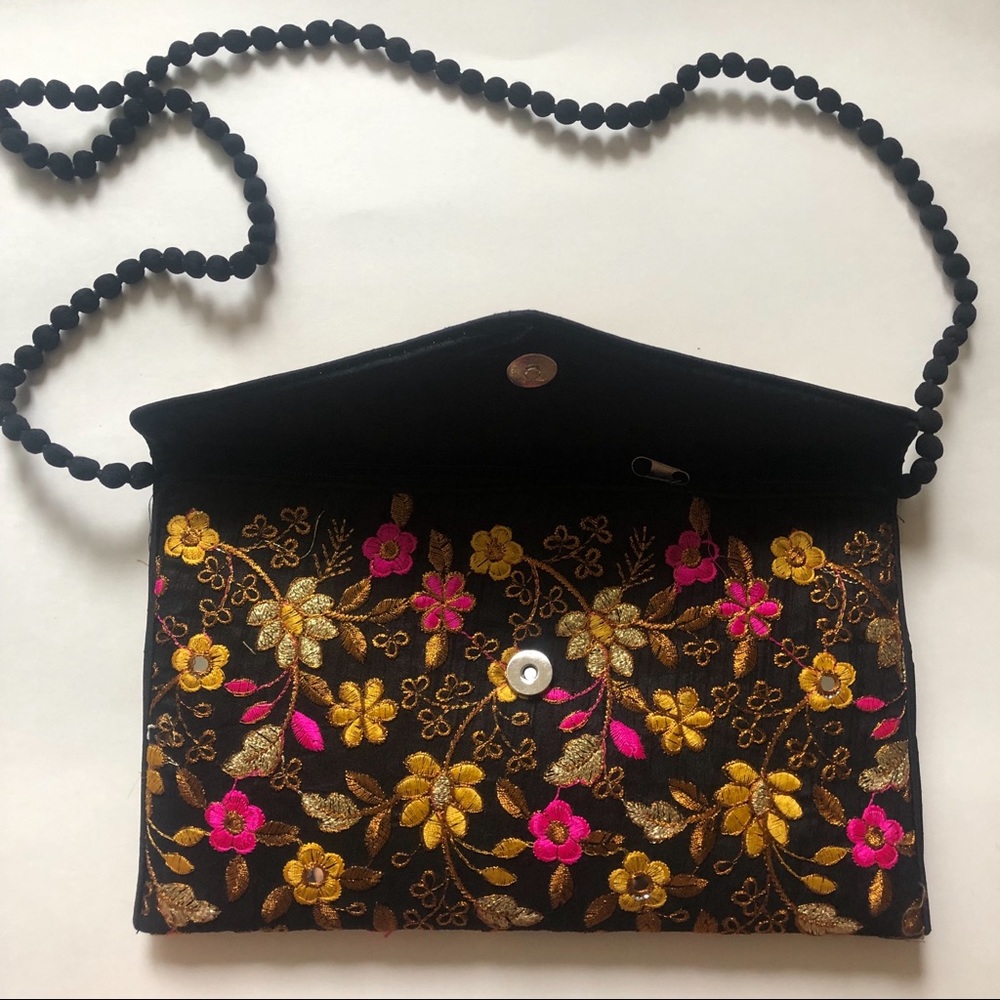 Embroidered party clutch strap envelope bag Indian - Picture 2 of 7